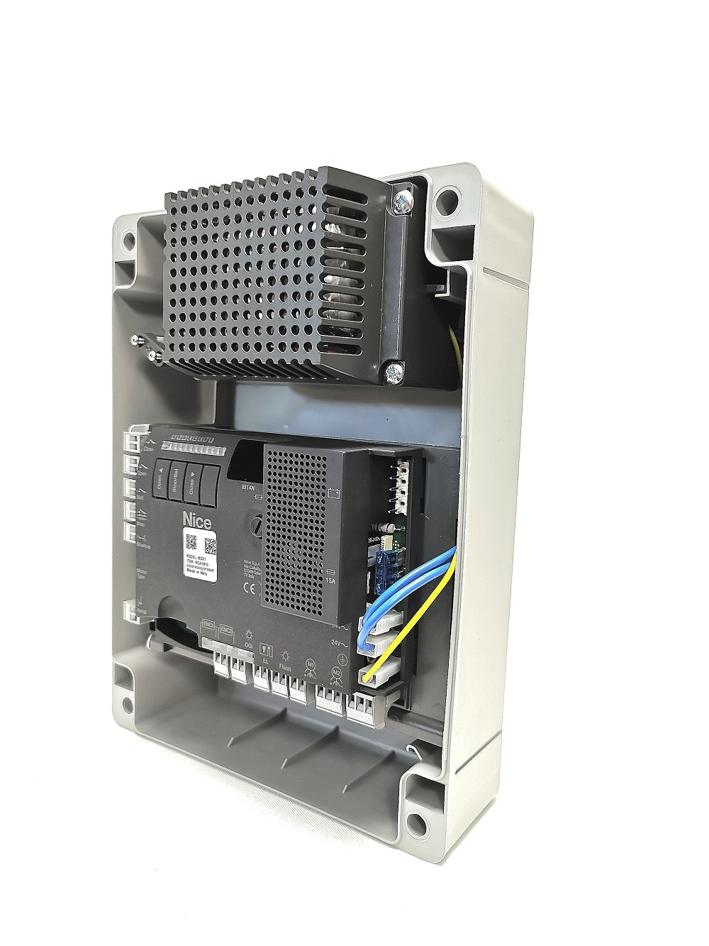 Armoire de commande NICE-MC824HR10 pour gestion de 1 ou 2 moteurs en 24Vdc avec encodeur. Technologie BLUEBUS et compatible système Opéra.